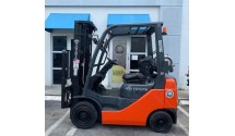 Used Forklift 2014 Toyota ,  3,500lbs.
