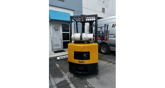 Used Forklift 2002 Yale GLC050RGNUAE088, 5,000lbs.