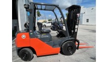 Used Forklift 2011 Toyota 8FGU25, 5,000lbs,