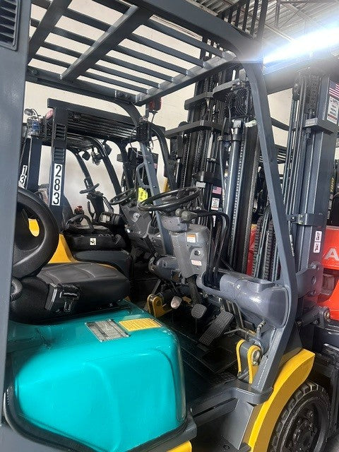Used Forklift 2006 Komatsu FG25ST-12, 5,000lbs. #317