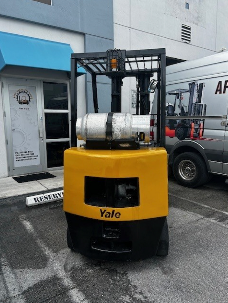 Used Forklift 2002 Yale GLC050RGNUAE088, 5,000lbs.