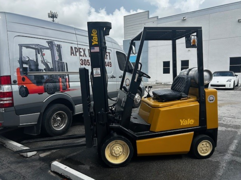 Used Forklift 2002 Yale GLC050RGNUAE088, 5,000lbs.