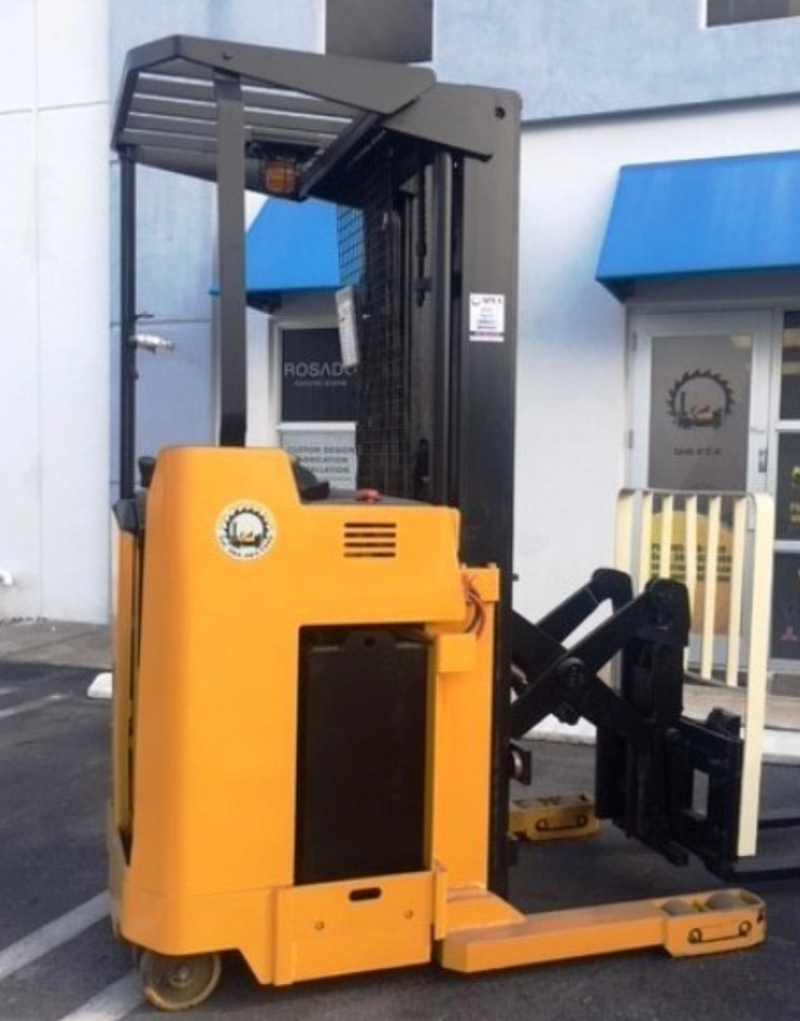 Used Forklift 2007 Yale NR035AENM24TE095, Single Reach, 3,500lbs.