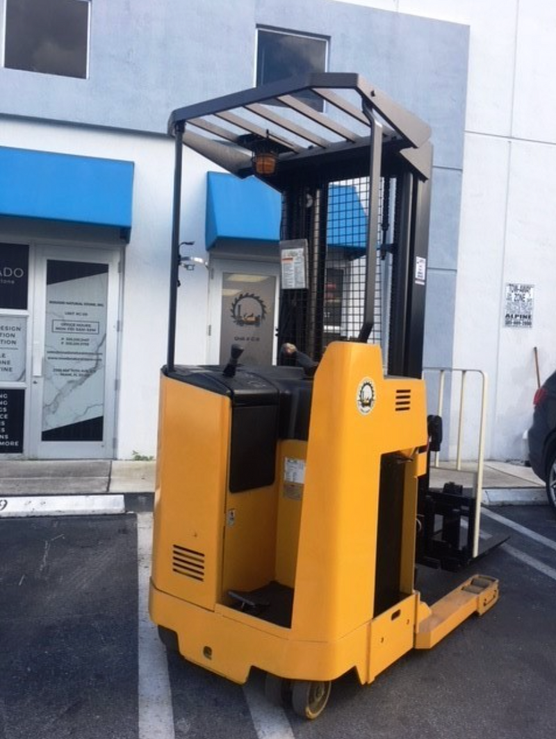 Used Forklift 2007 Yale NR035AENM24TE095, Single Reach, 3,500lbs.