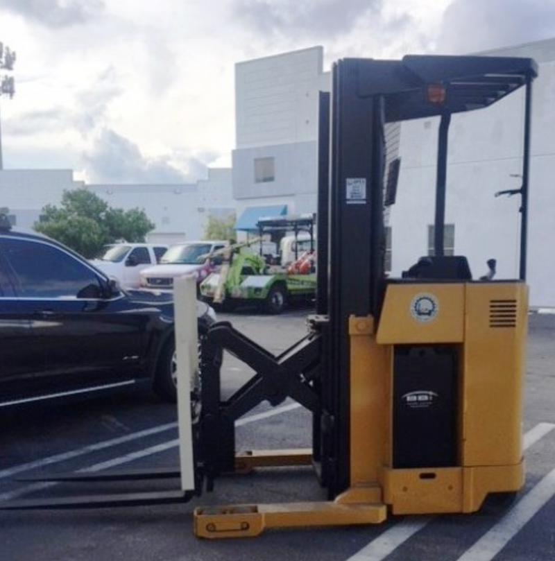 Used Forklift 2007 Yale NR035AENM24TE095, Single Reach, 3,500lbs.