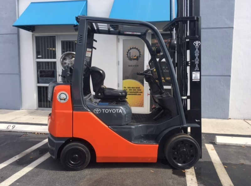 Used Forklift 2013 Toyota 8FGCU25 5,000lbs,