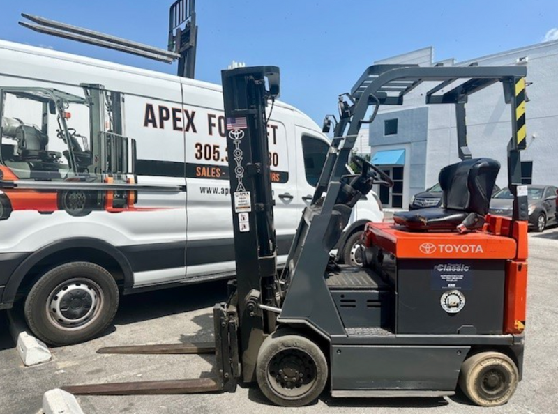 Used Forklift 2009 Toyota 7FBCU15, 3,000lbs.